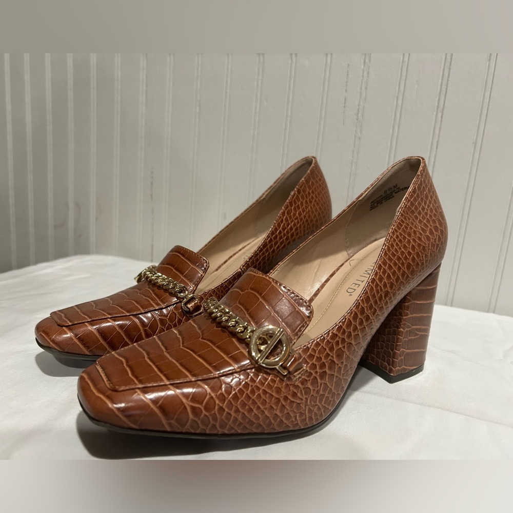 The limited loafer heel